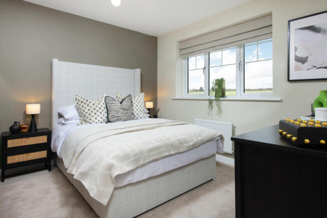 4 bed Detached for sale Image 11
