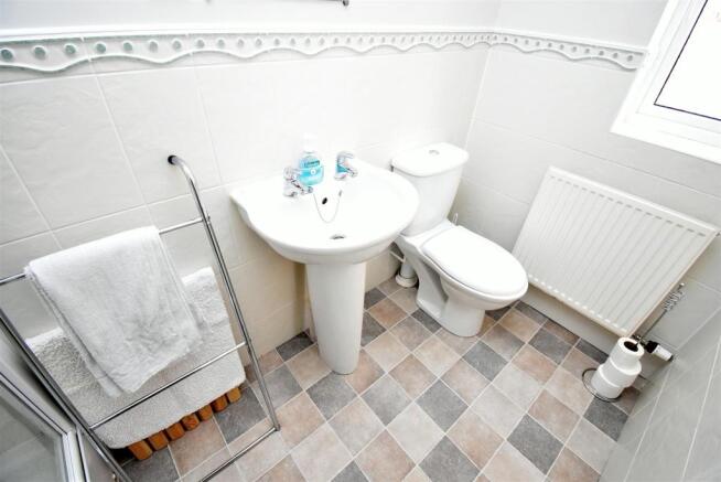 ENSUITE.JPG