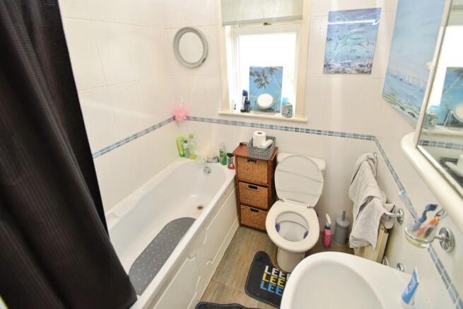 2 bed Semi-Detached for sale Image 9