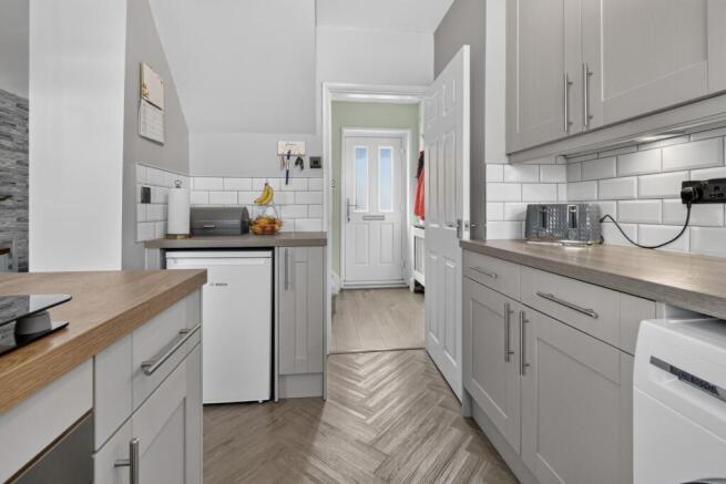 Kitchen (2)