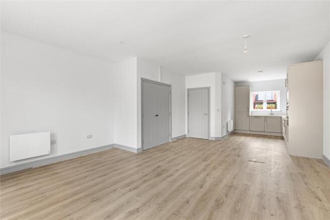 London Road, Binfield, Bracknell, Berkshire, RG42 photo 4