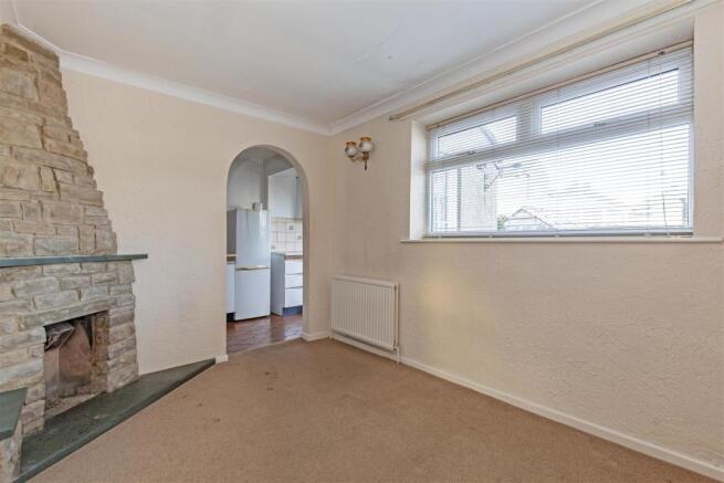 Dining Room-2.jpg