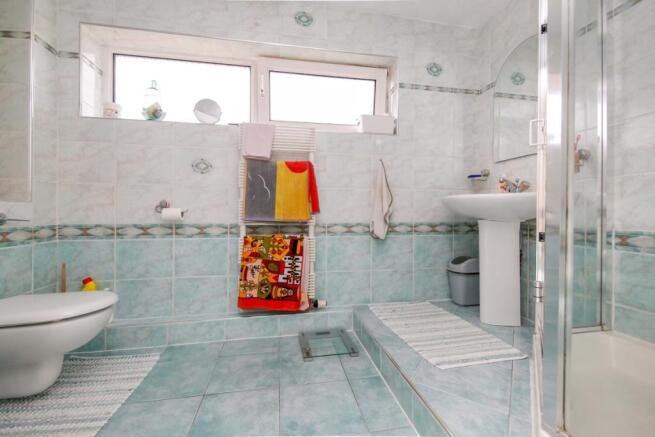 Shower Room/Wc