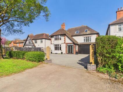 Loughborough Road, Ruddington, NG11