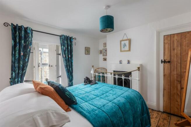 Hill Cottages 6 Bedroom 2-1.jpg