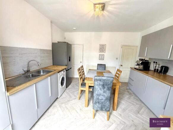 3 bed End of Terrace for sale Image 4