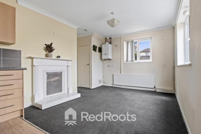 3 bed Semi-Detached for sale Image 6