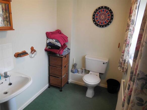 En-suite shower