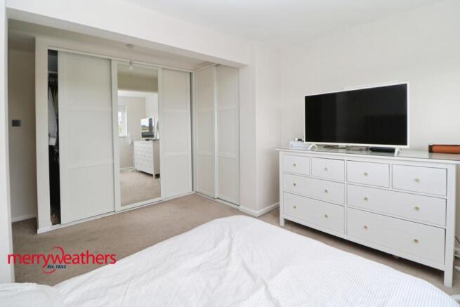 3 bed Semi-Detached for sale Image 10