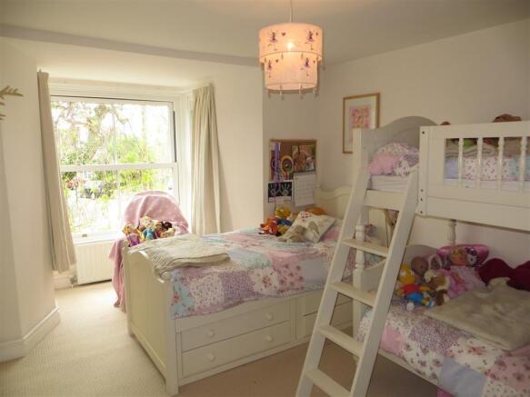 Photo 17