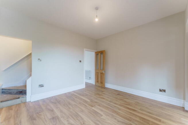 2 bed Terraced for sale Image 7