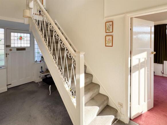 86 Harborough Rd Desborough-4.jpg