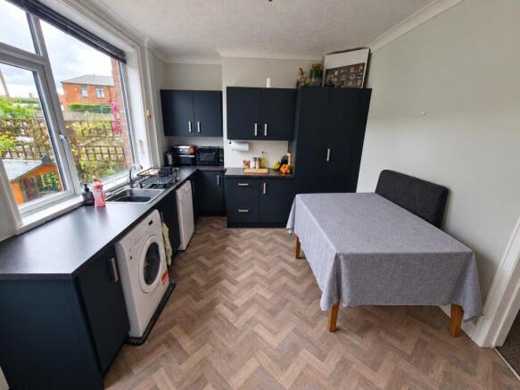 Kitchen diner