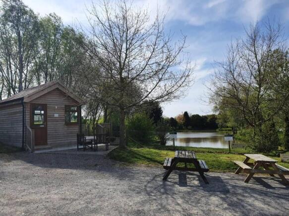 2 bed Caravan for sale Image 8