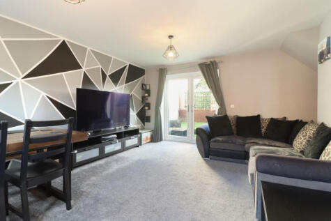 Main Street, Rawmarsh, S62