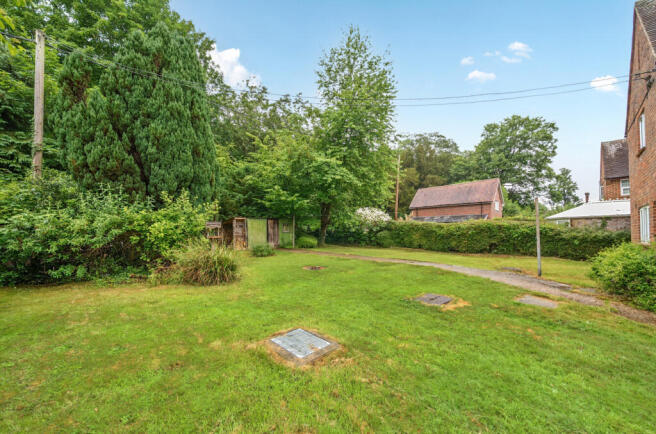 1306296-2-6841813...