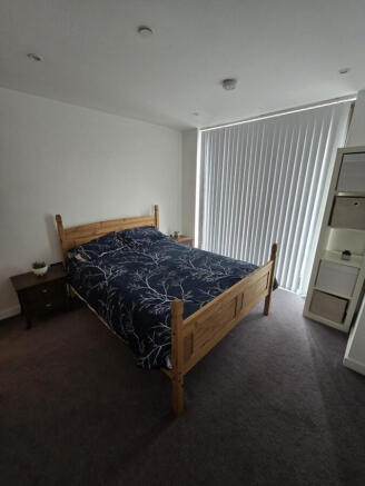 1 bed Apartment to rent Image 10