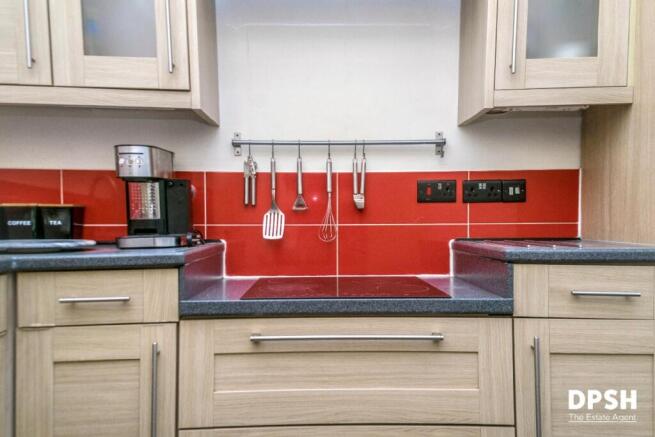 7 bed Terraced for sale Image 11