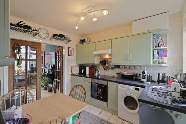2 bed Terraced for sale Image 7