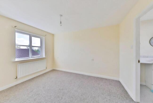 3 bed Detached for sale Image 12