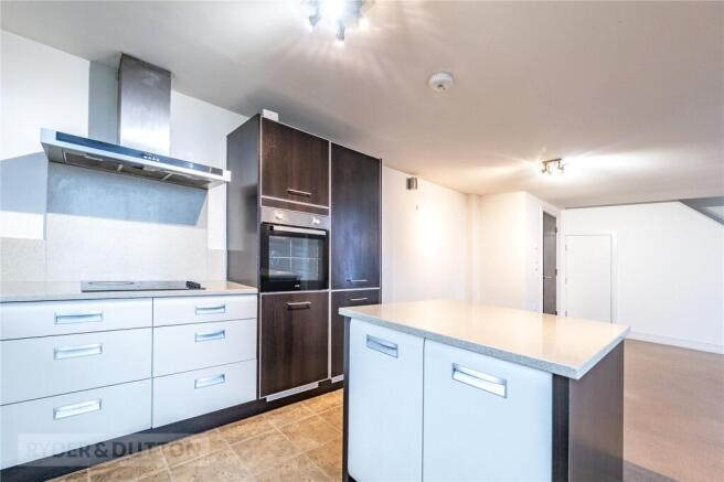 2 bed Apartment for sale Image 12