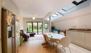 95, Chatham Street, London SE17 1PA