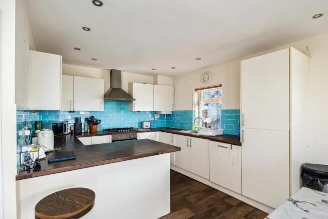 Brighton Road 72-009.jpg