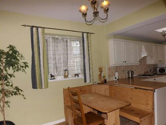 Kitchen pic 2