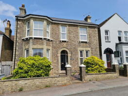 100, London Road, Dover CT16 3AB