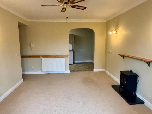 2 bed Apartment for sale Image 5