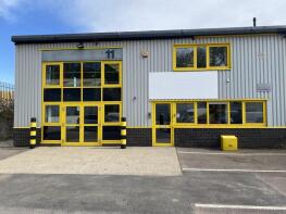 11, The Caxton Centre, Porters Wood, St. Albans AL3 6XT