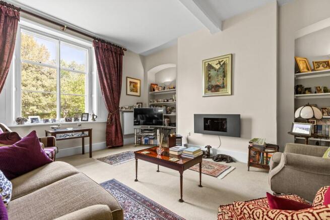 2 bed Apartment for sale Image 8