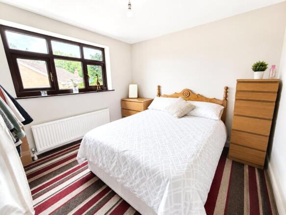 3 bed Semi-Detached for sale Image 9