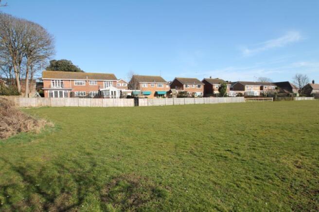 REAR PRIVATE FIELD