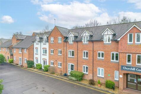 Kelham Gardens, Marlborough, Wiltshire, SN8
