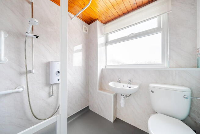 3 bed Semi-Detached for sale Image 10