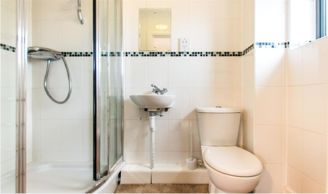 En-suite Bathroom