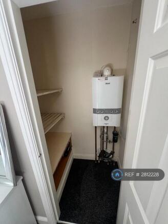 2 bed End of Terrace to rent Image 6