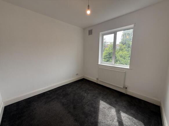 3 bed House to rent Image 11