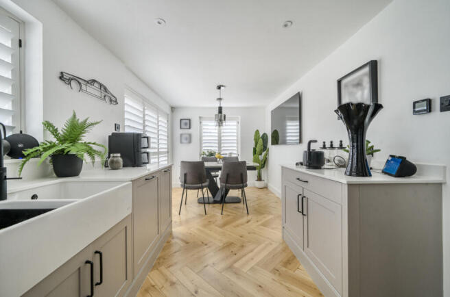 1439936-7-69dddcb...