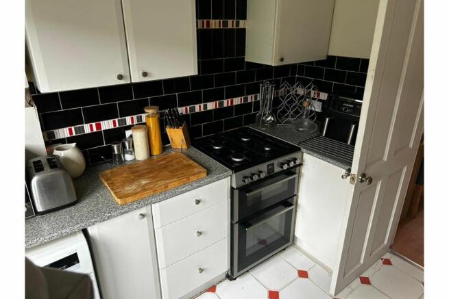 Photo 6