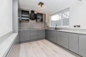 55, Dore Avenue, North Hykeham, Lincoln LN6 8LL