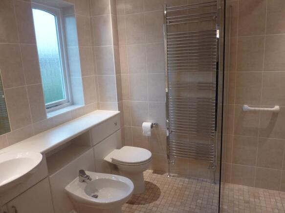 En-suite wet room
