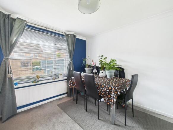 Dining Area (Lounge/Dining Room)