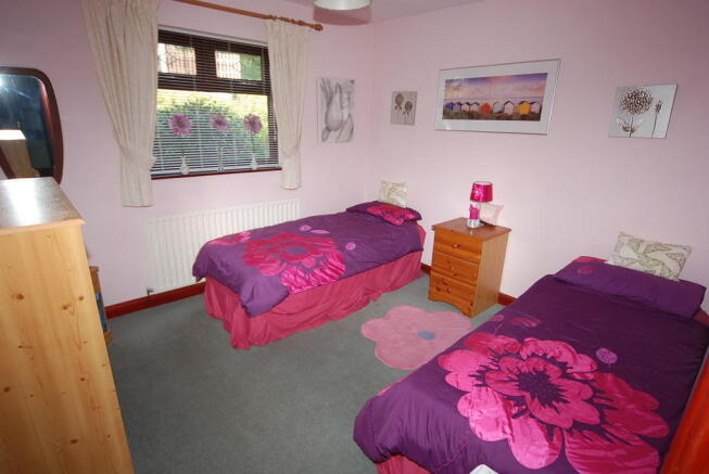BEDROOM 2