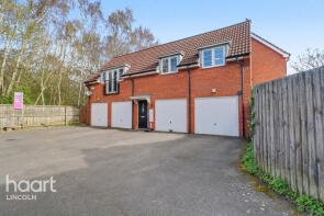 2, Carnoustie Drive, Lincoln LN6 0FQ