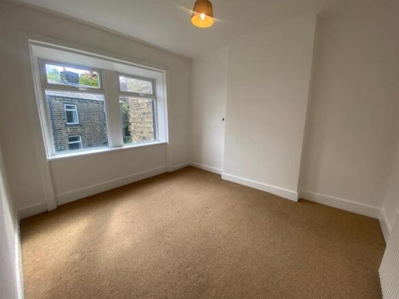 BEDROOM.jpg