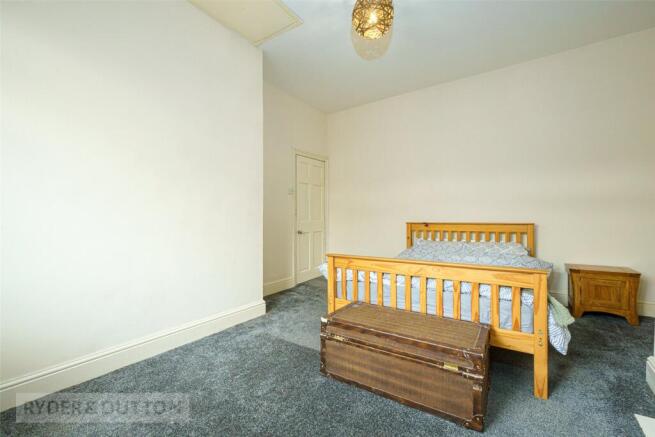2 bed Detached for sale Image 10