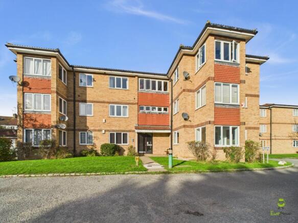 Presented by Clinton at EweMove Bexleyheath and Da