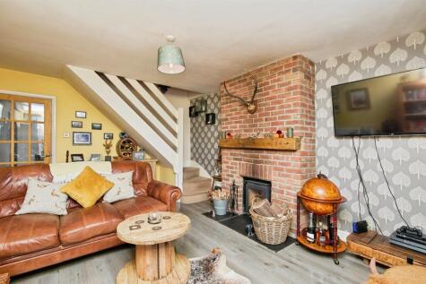 Pine Croft, ASHBOURNE